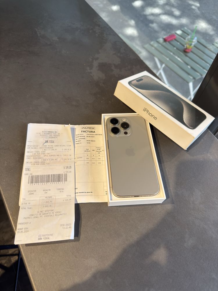 iPhone 15 Pro natural titanium 128Gb • ca NOU • baterie 96% • garantie