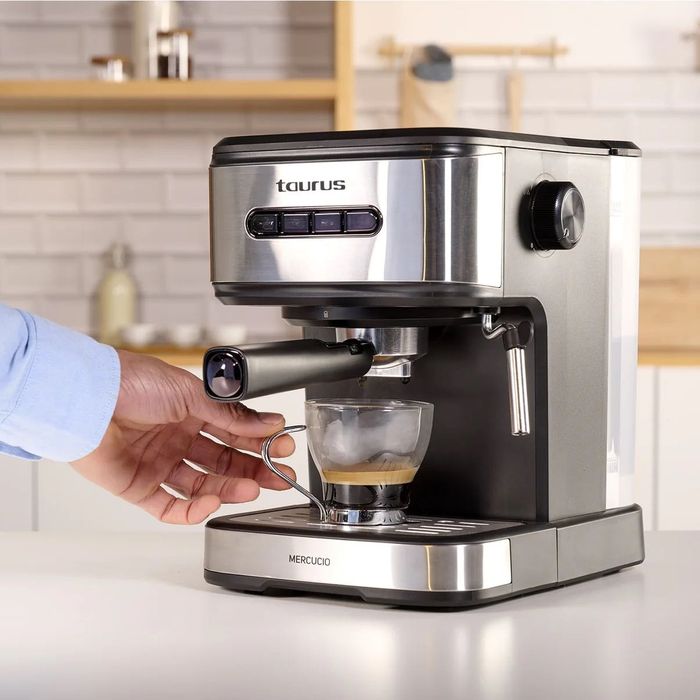 Кафе машина Taurus Mercucio , 20 бара, Еспресо машина