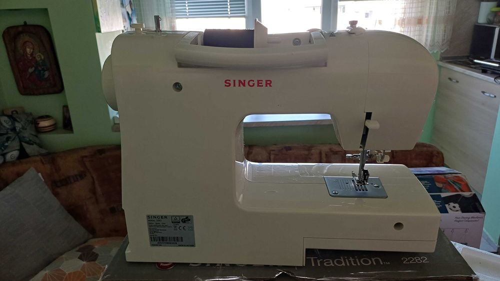Продавам SINGER 2282 – шевна машина за перфектни проекти!