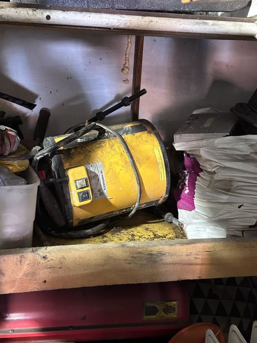 Продам Электрическая тепловая пушка