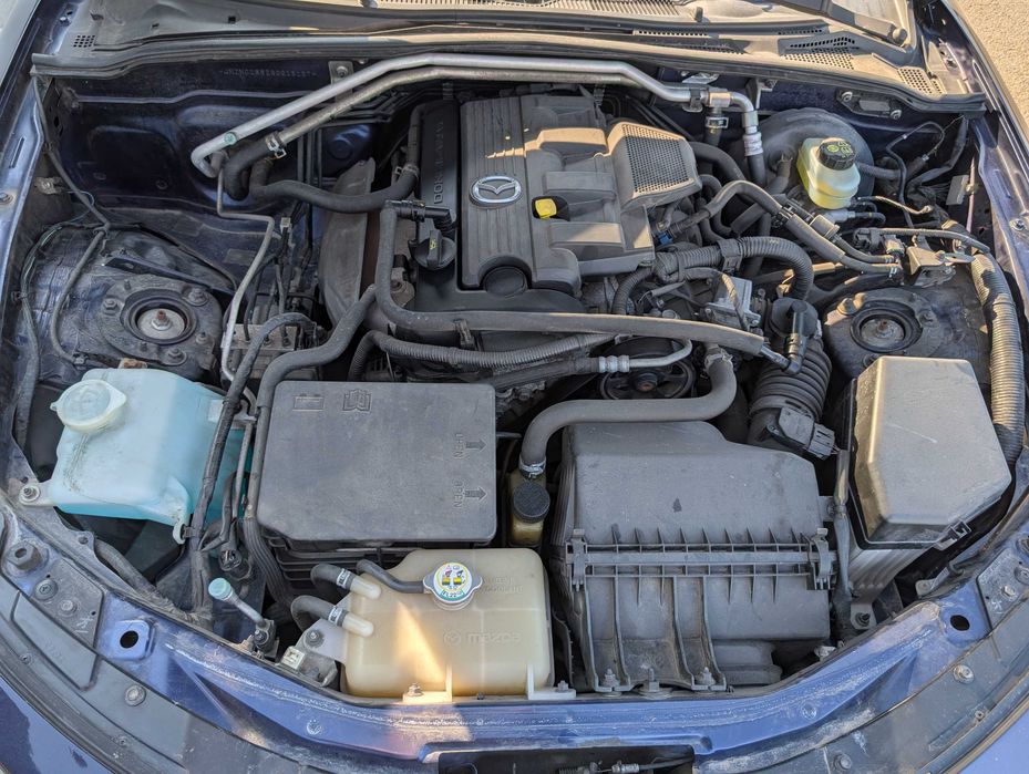 Vand Mazda MX5 NC2, an 2011, motor 1.8, in stare excelenta