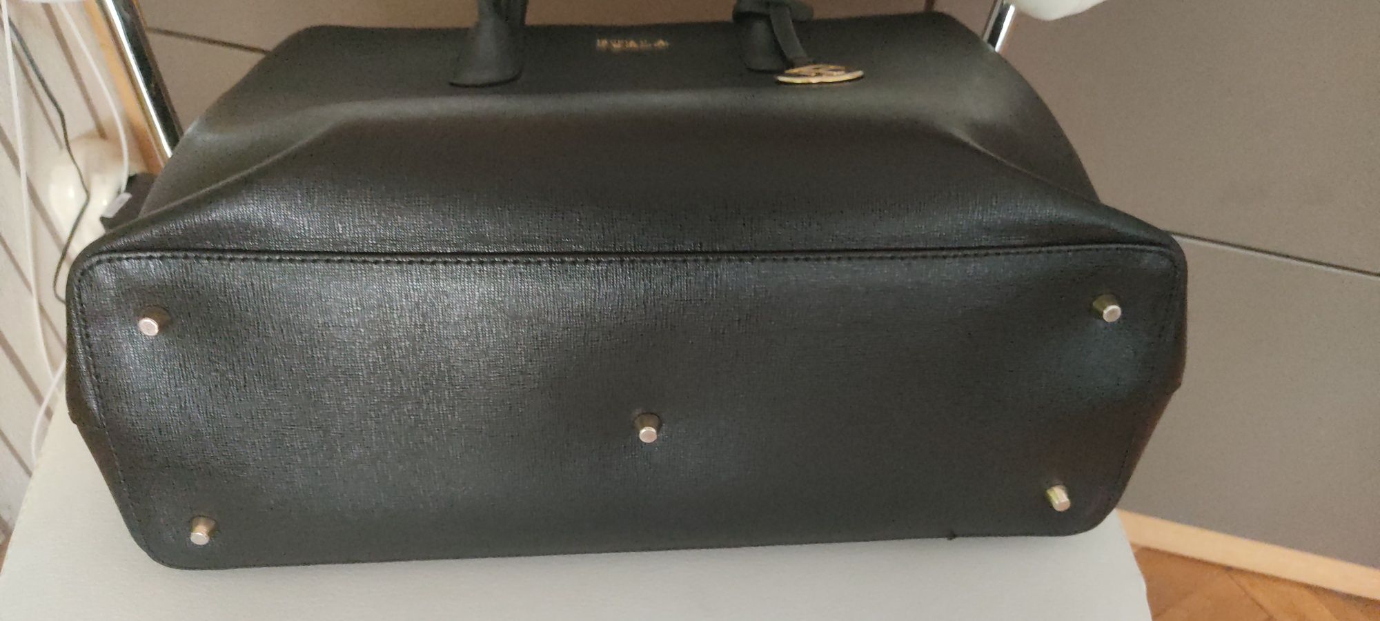 Чанта Furla, черна