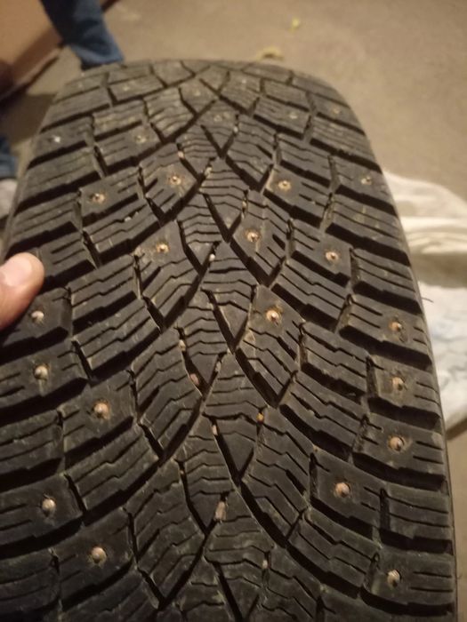 Triangle IcelynX TI501 215/55 R17 98T с шипами отъездил 1 сезон
