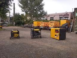 Inchiriez grupuri electrogen / generatoare electrice cu benzina 8kw