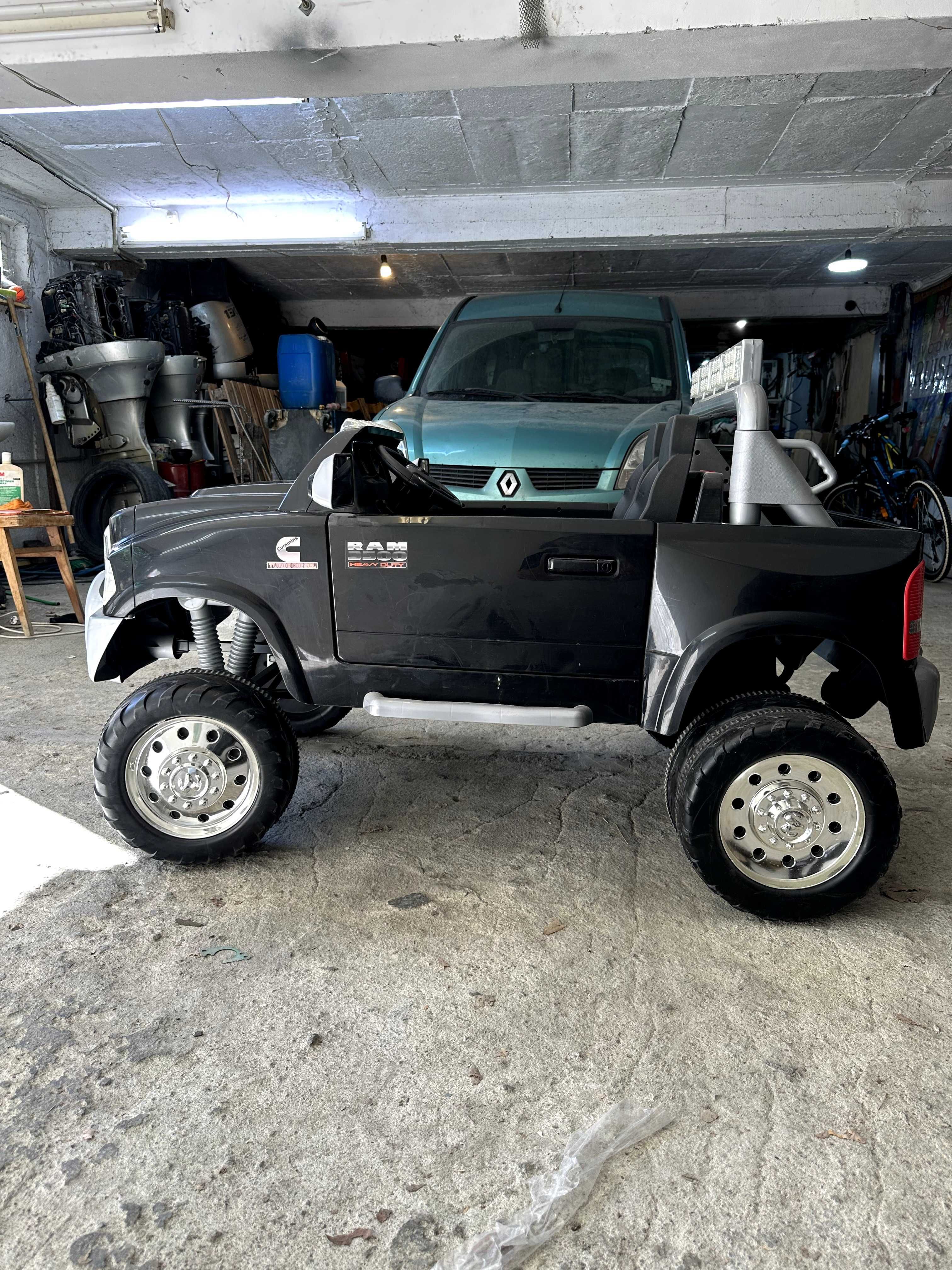 Детски елекстрически пикап, Ram 3500 Dually, 12 Volt