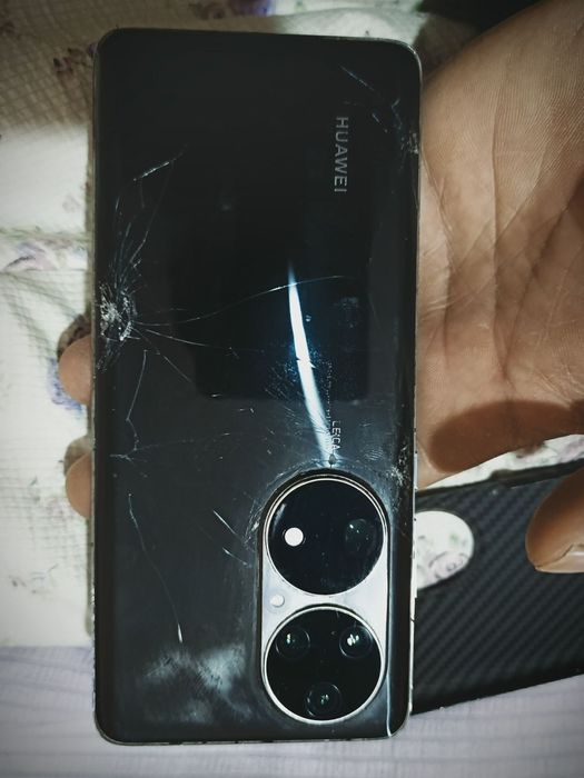 Huawei P 50 Pro qora rang