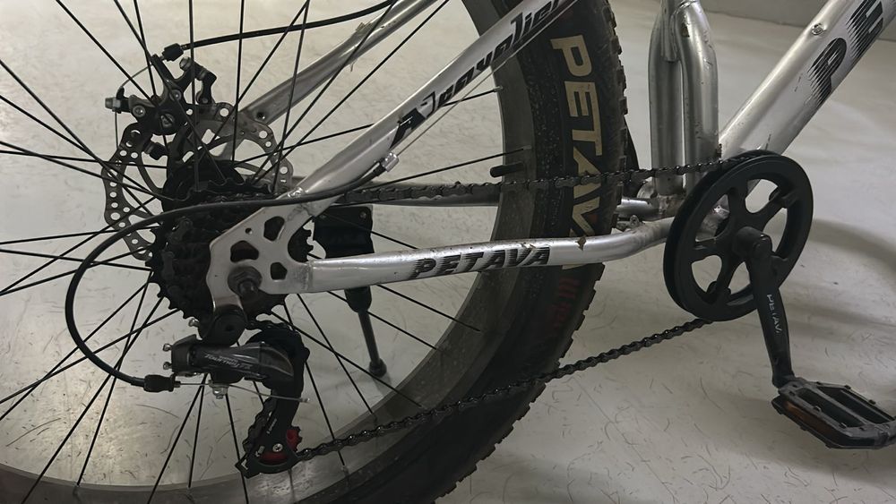 Продам велосипед фетбайк почти новый