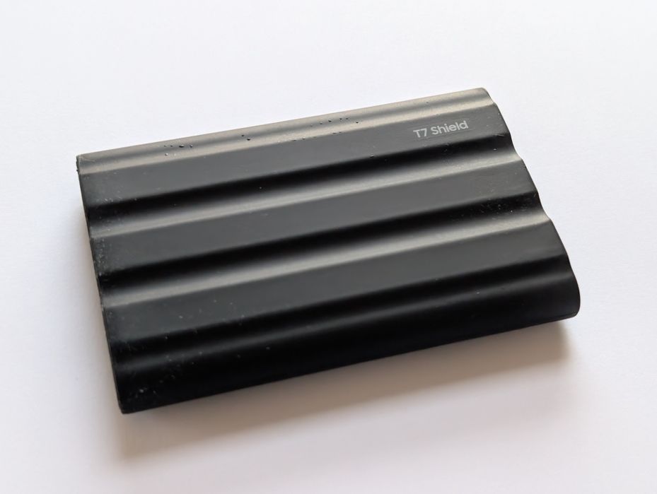 SSD extern Samsung T7 Shield, 2TB, USB 3.2, Black