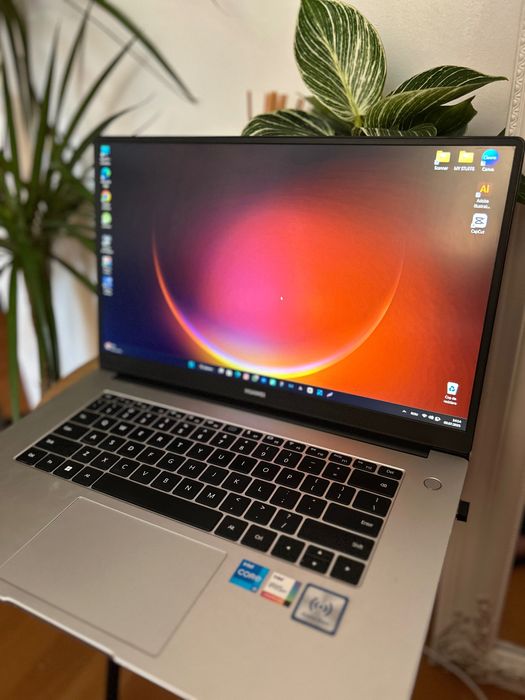 Laptop Huawei MateBook D15 i5/ 8GB / 512GB SSD