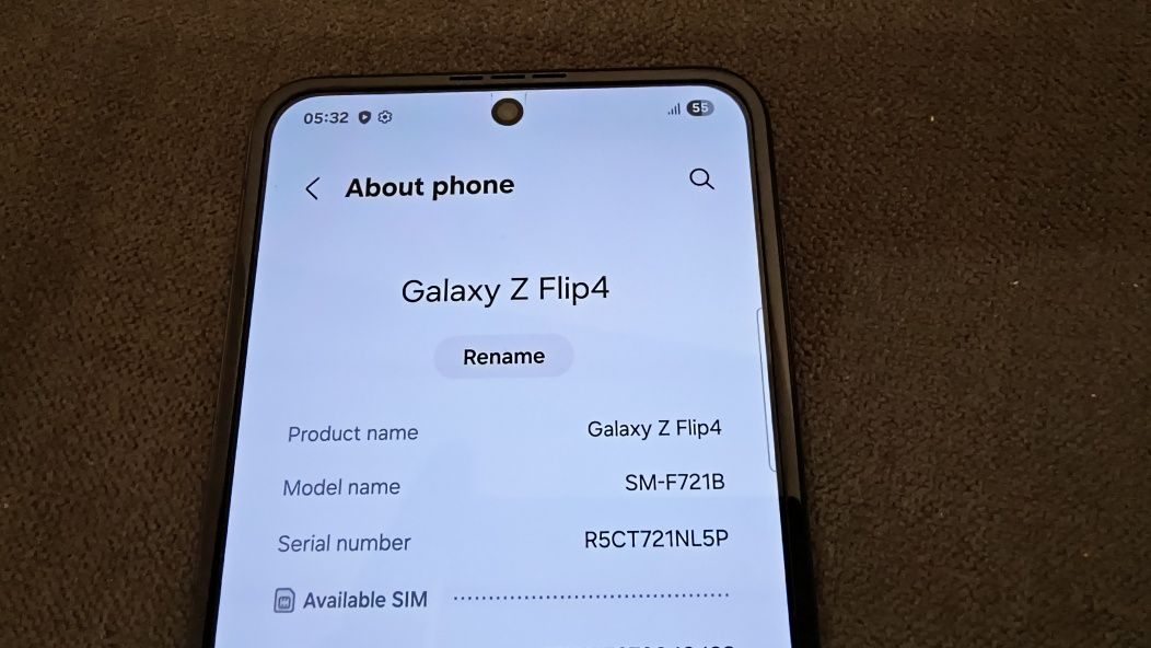 Samsung Galaxy Z Flip 4