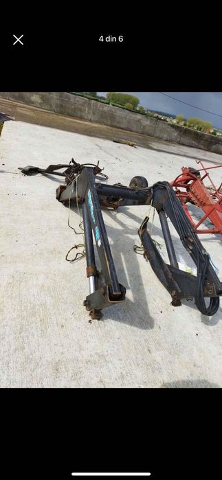 Încărcător cu cupă