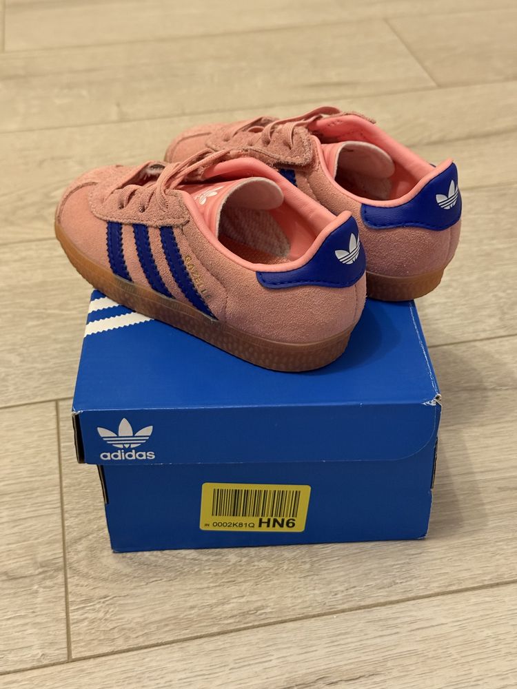 Adidași ADIDAS gazele kids ( noi) mărimea 24