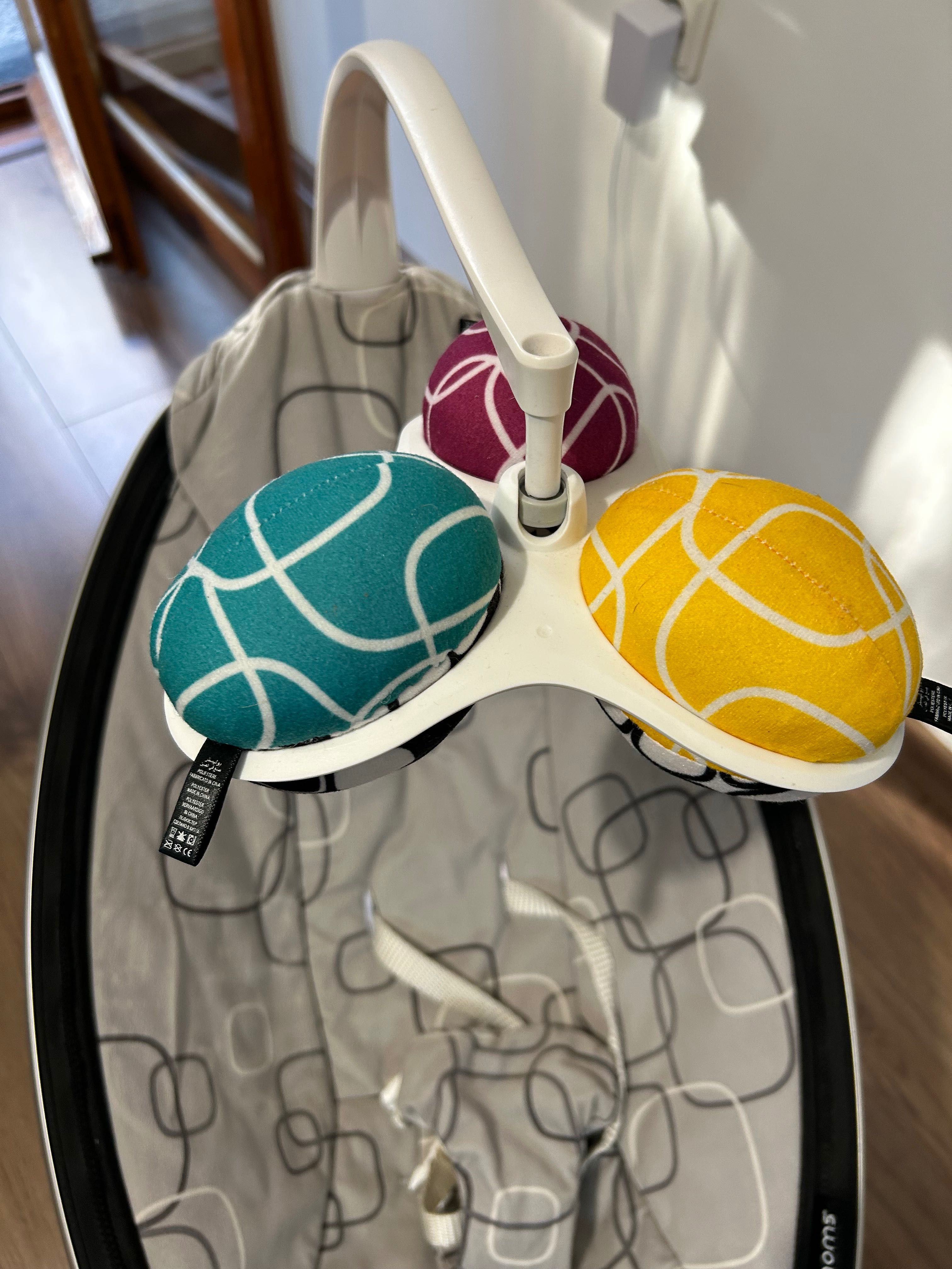 Електрическа бебешка люлка 4MOMS MamaRoo 4.0