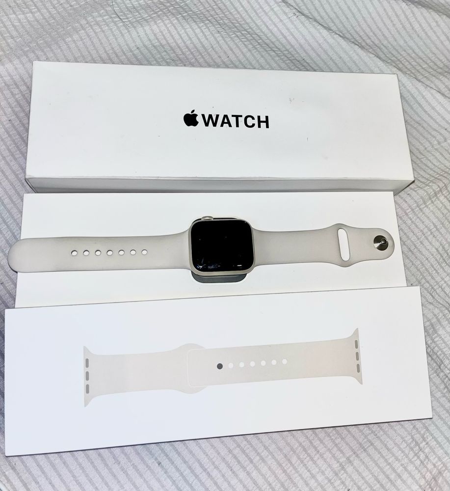Apple Watch SE 2 (2024)