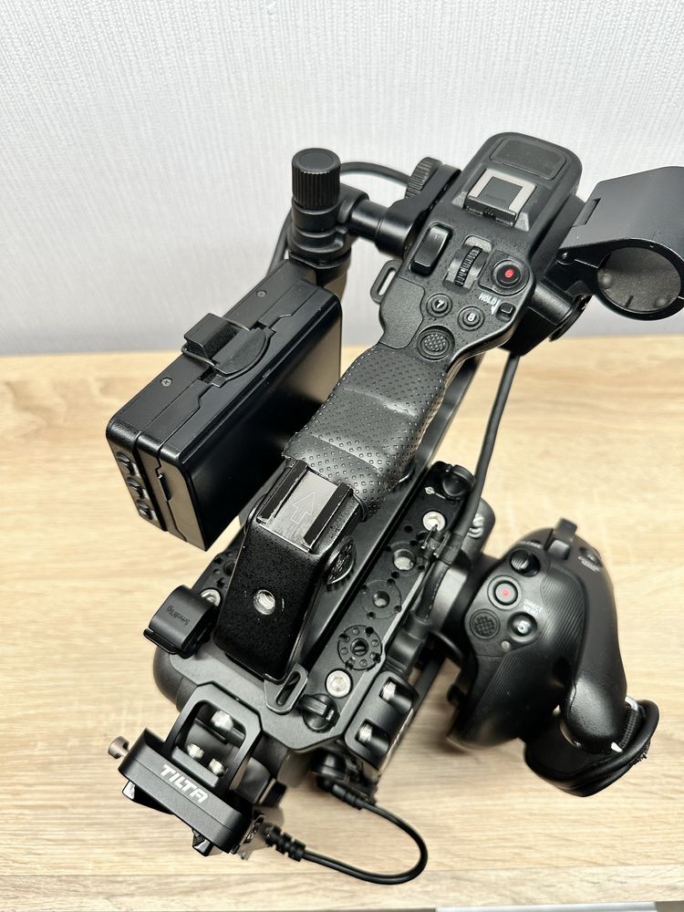Кино камера Sony FX6 с аксесоари