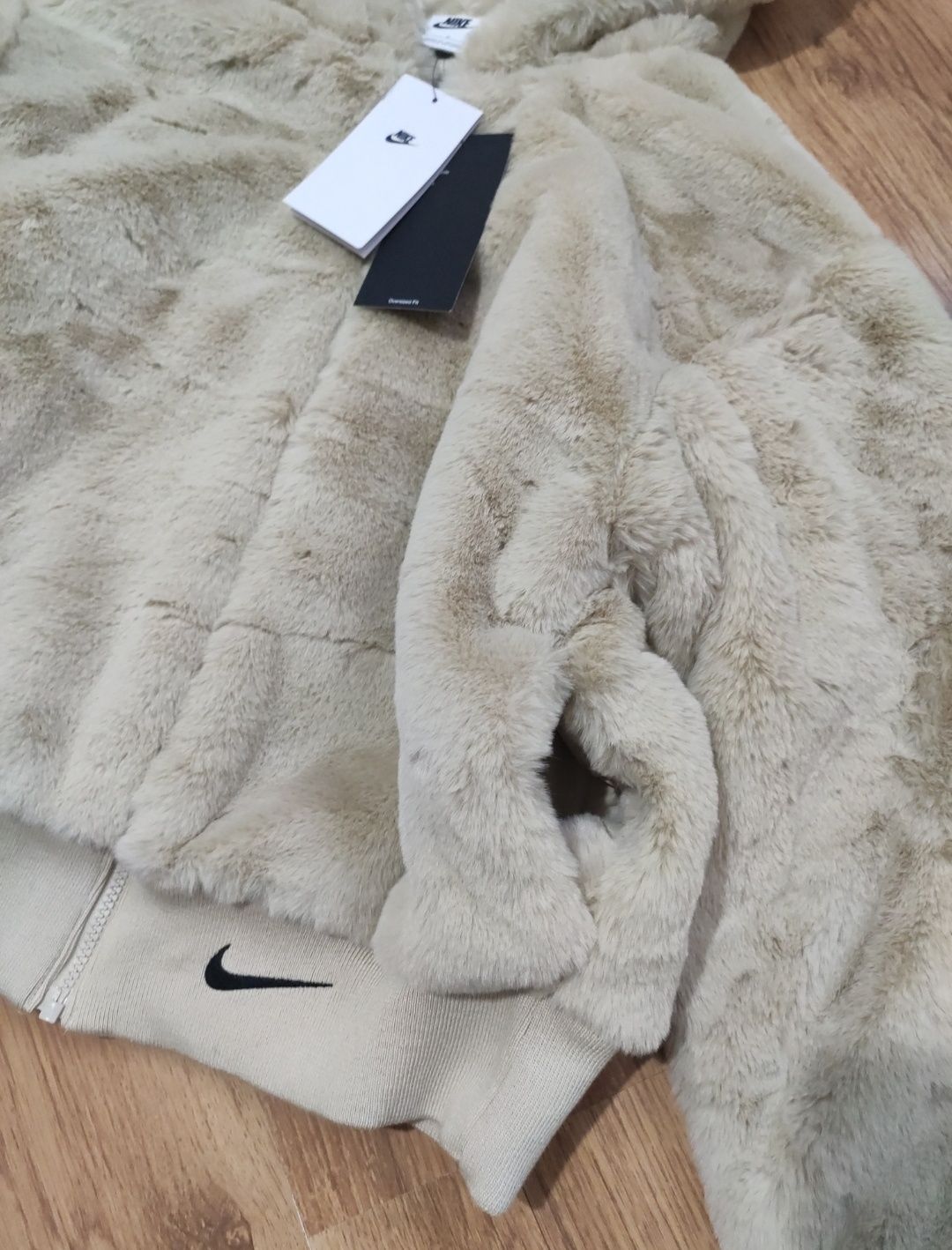 Geaca damă Nike mărimea S oversize