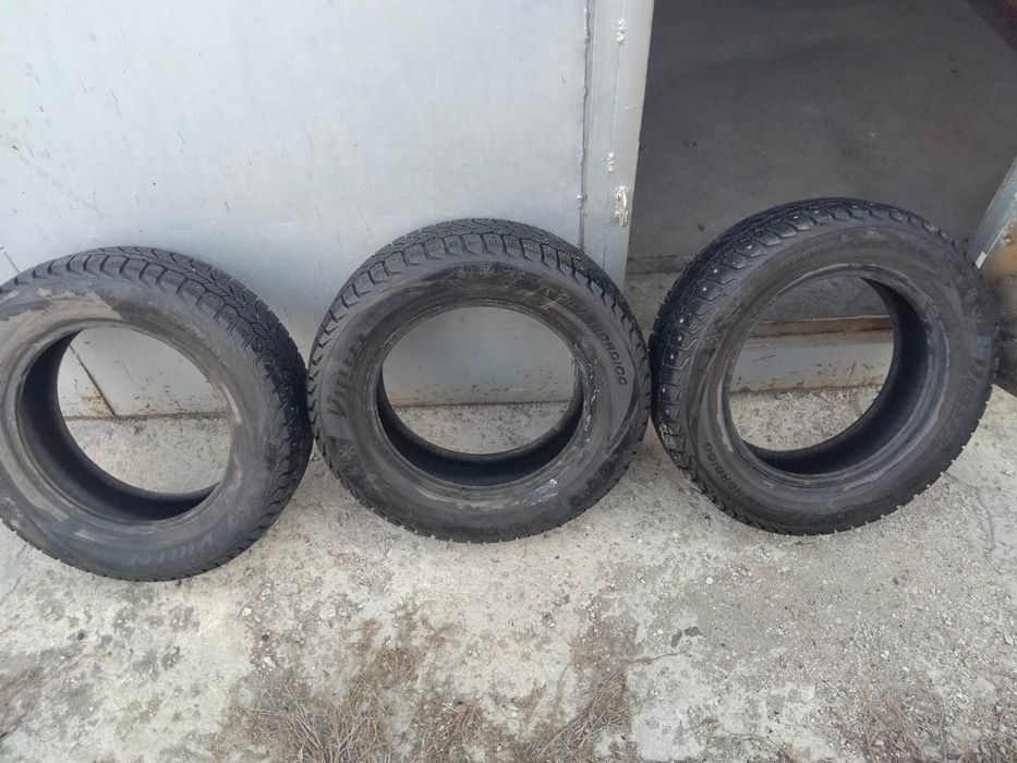 Зимние шины 3 шт