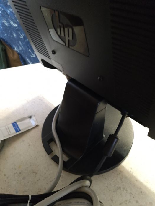 Monitor color HP