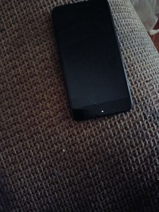 Продам телефон  редми