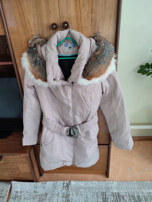 Женские пуховики в отличном состоянии