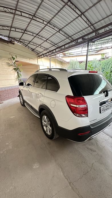 Captiva 4. 2017. 3 matorli. 4 ta balon tortadi. kraska toza.