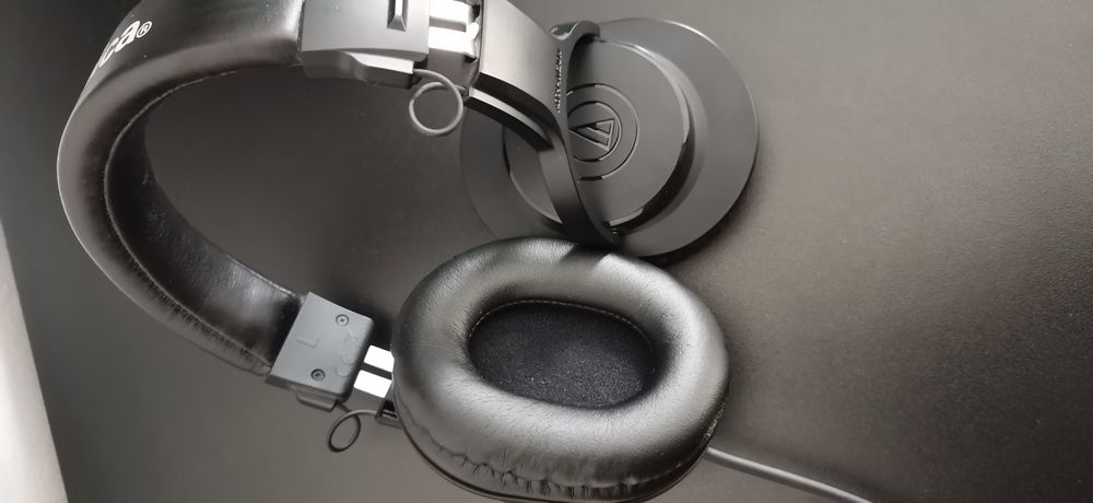 Audio-Technica ATH-M20x Студийни Слушалки