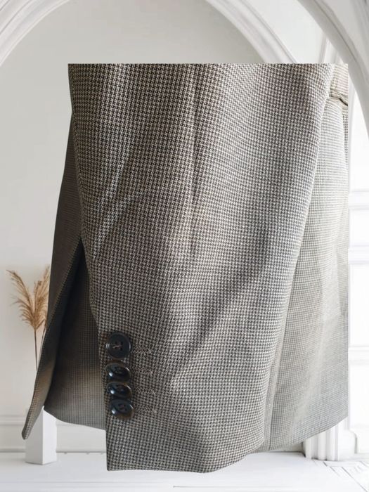 Sacou Hugo boss,100% lana virgina,dimensiune  L