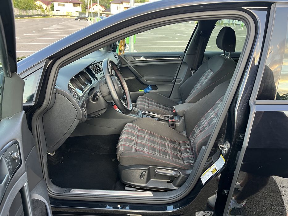 Volkswagen Golf 7 GTI , 78.000 km , 2016 , stage 1 , proprietar.