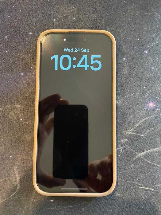 Husa iPhone 16 Pro cu magnet MagSafe si stand integrat