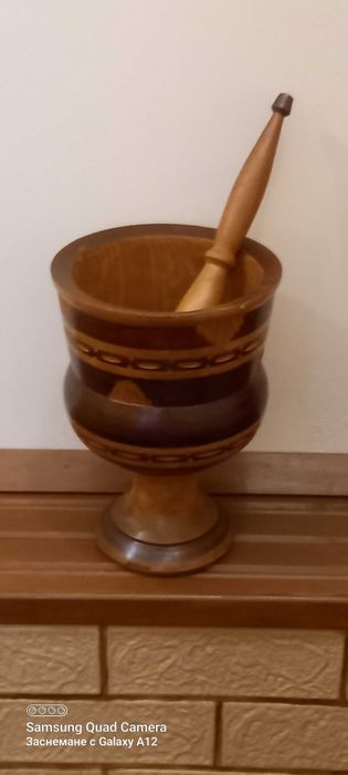 Голямо,дървено хаванче