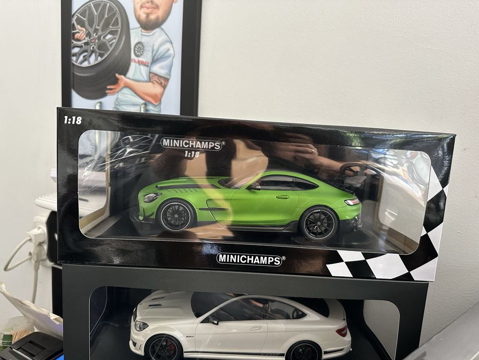 Мащабни коли 1:18 Otto Gt Spirit Mercedes Bmw Audi Ford Mustang