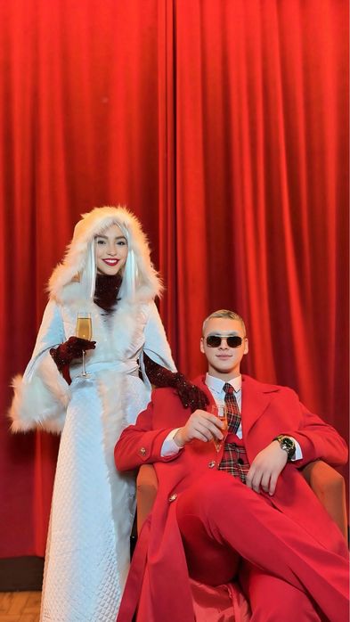 Дед Мороз и Снегурочка