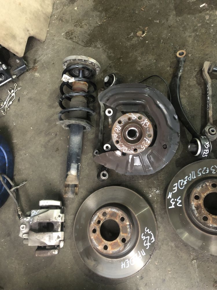 Окачване бмв х3 ф25 3.5д ( okachvane bmw x3 F25 )
