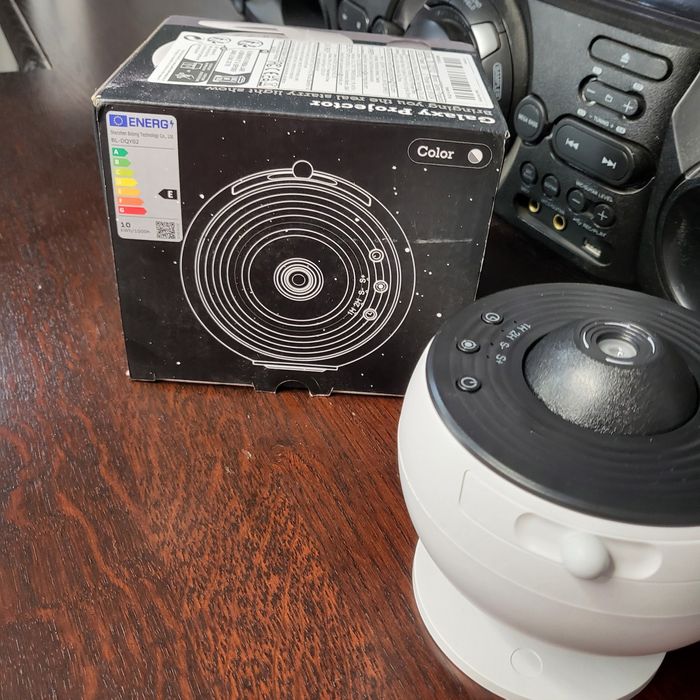 Galaxy проектор въртящ с 12 карти на Космоса