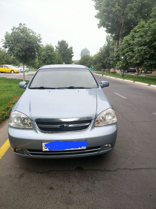 Ласетти 1.8 срочно продам