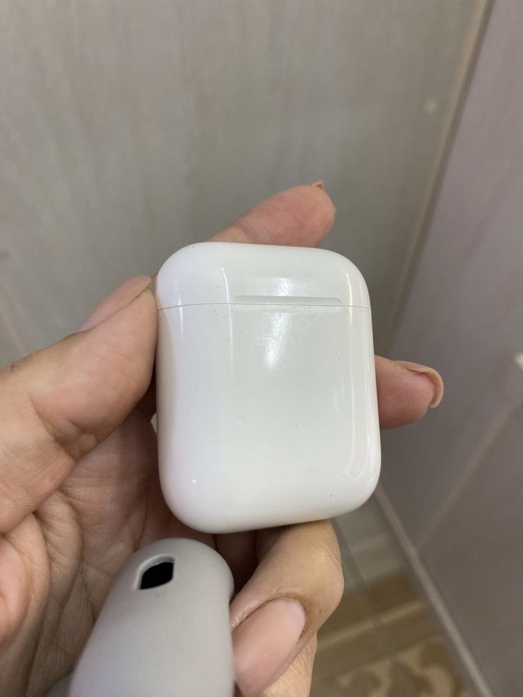 Продам Air pods 2