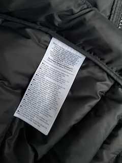 Geacă bărbătească Nike neagră, matlasată, groasă, L