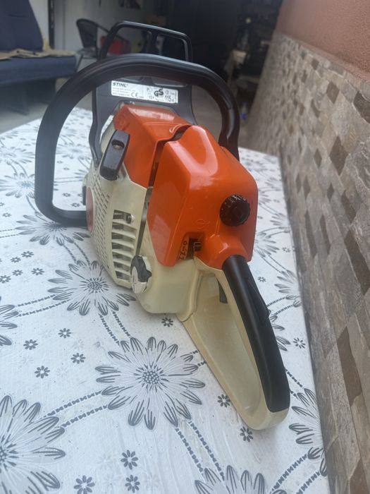 Бензинова резачка за дърва STIHL MS 270 C