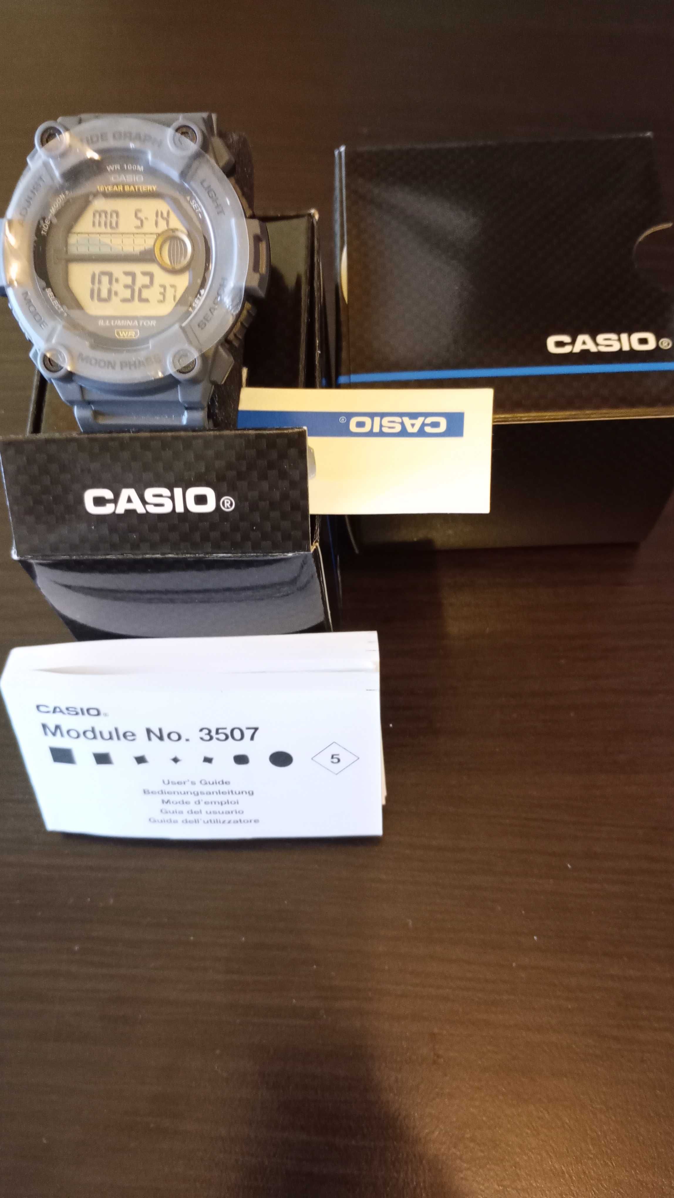 Часовник Casio .