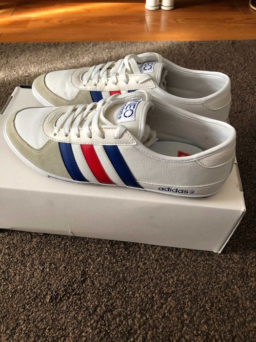 Adidas Neo VIneo Indi mărime 41,5