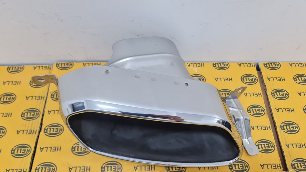 Tips ornament toba evacuare eșapament dreapta Volvo xc60