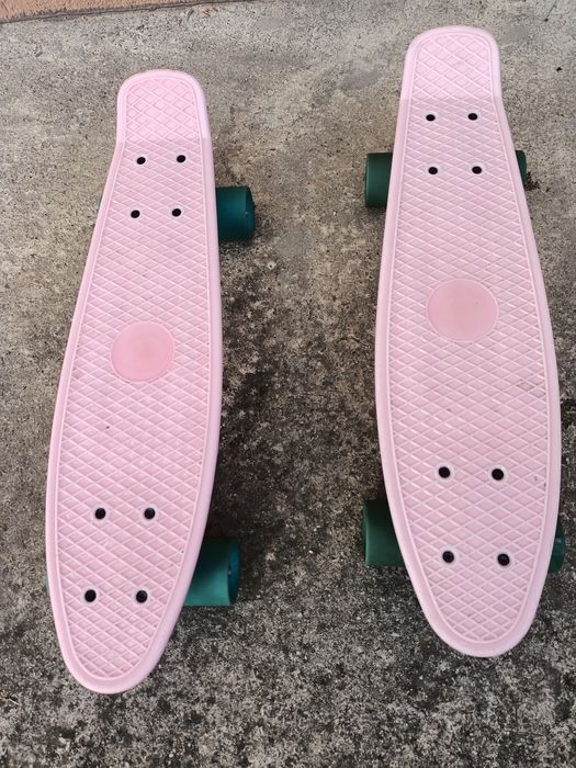 Vând 1 pennyboard in stare excelentă 55cm