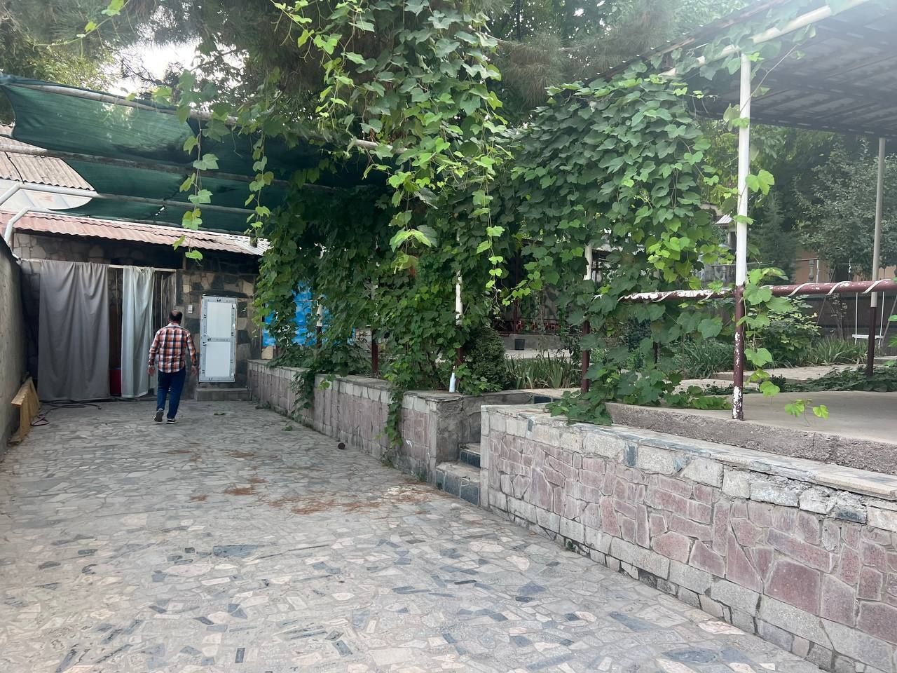 Dacha sotiladi bochkada