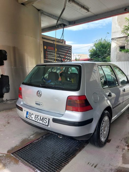 Golf 4 , 1.4 benzină