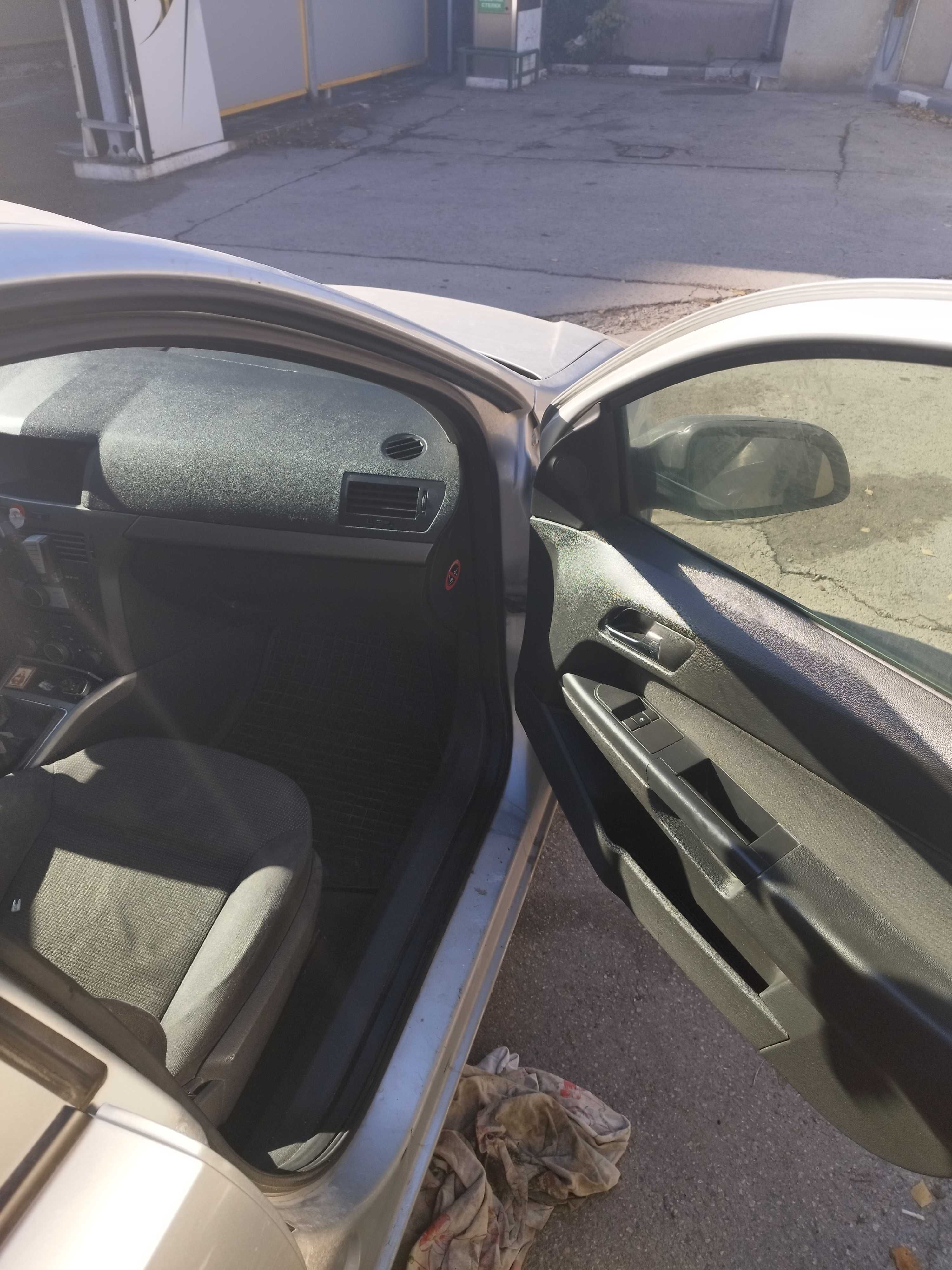 Opel Astra h 1.7 CDTI Isuzo