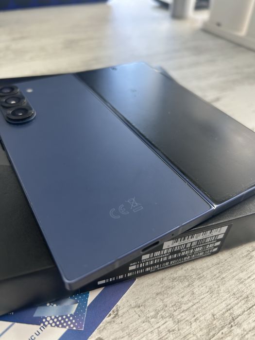Samsung Galaxy Fold Z Fold 6 512Gb - 1499лв