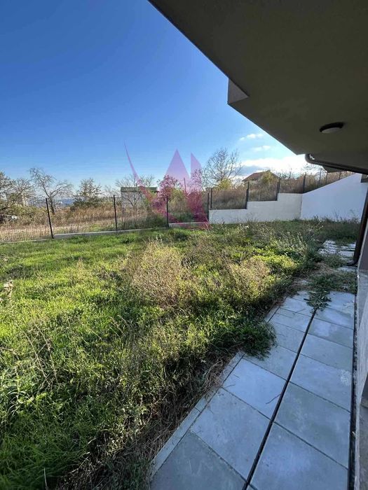 Продава се Тристаен апартамент в Варна, Изгрев - 73 кв.м за 2240 €/кв.м - Снимка #7