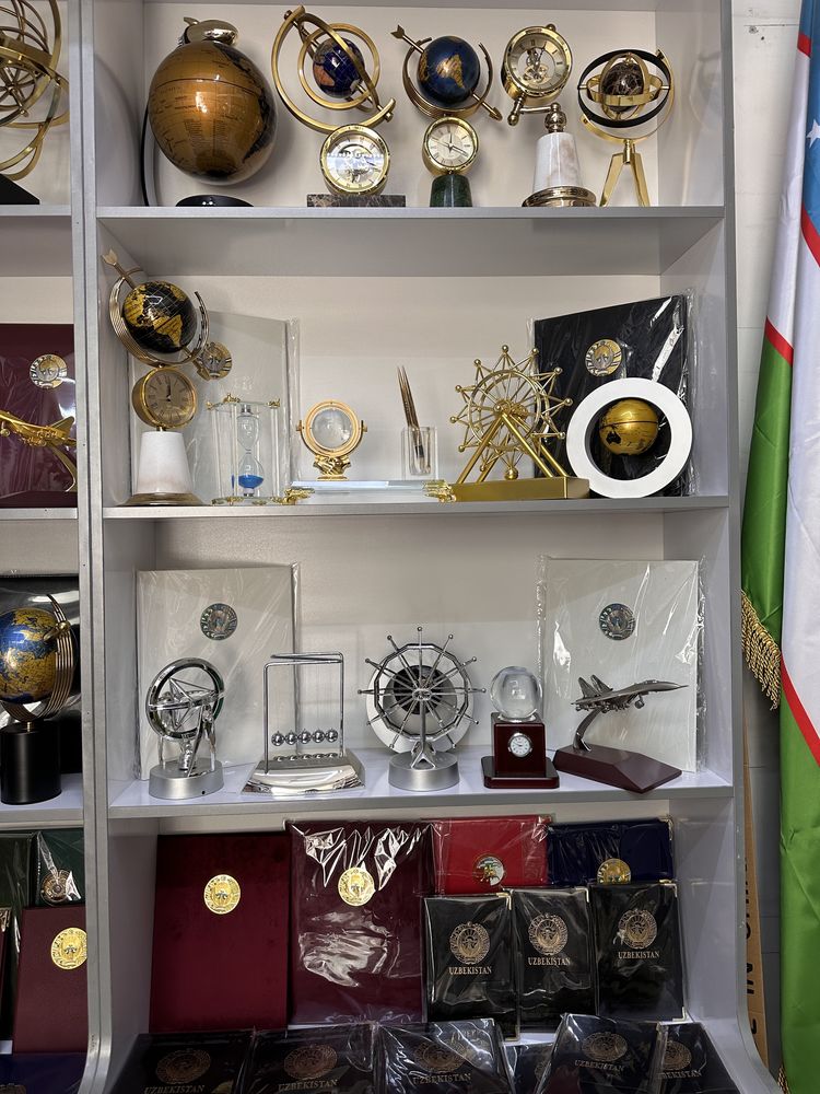 Ofisni naborlar aksesuvarlar xoxlagan turda