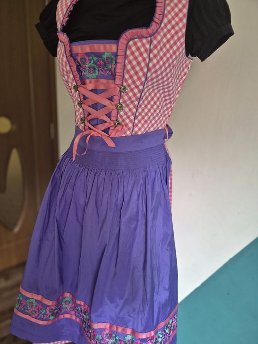 Dirndl rochita bavareza C&A oktoberfest 40