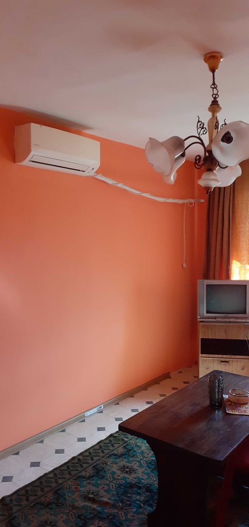Дава се под наем Двустаен апартамент в Ямбол, Боровец - 68 кв.м за 229.5 € - Снимка #3